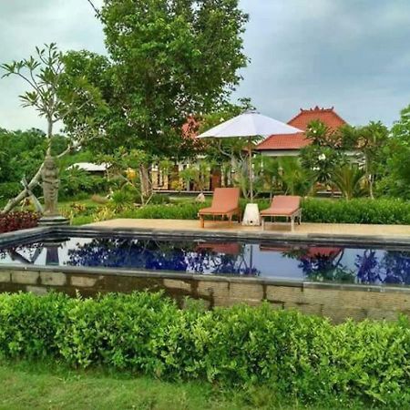 נוסה-למבונגן Kubu Sunset Guest House מראה חיצוני תמונה