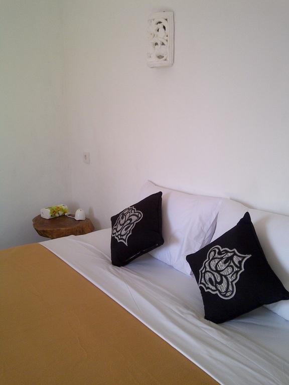 נוסה-למבונגן Kubu Sunset Guest House מראה חיצוני תמונה