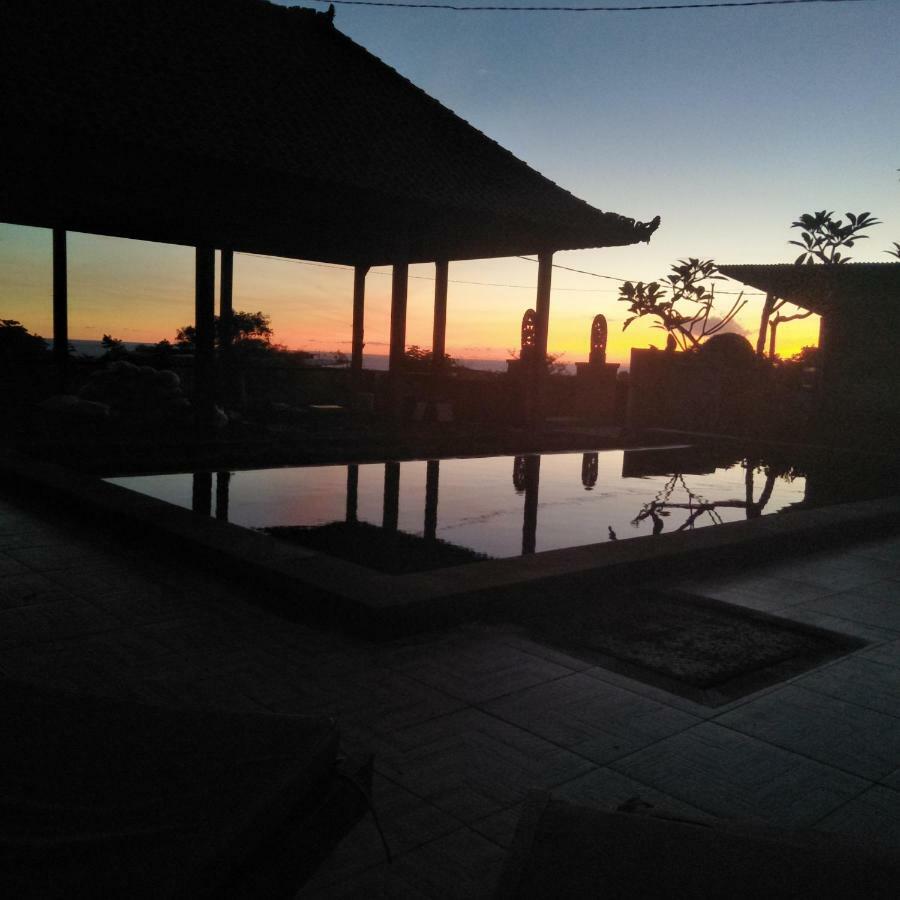 נוסה-למבונגן Kubu Sunset Guest House מראה חיצוני תמונה